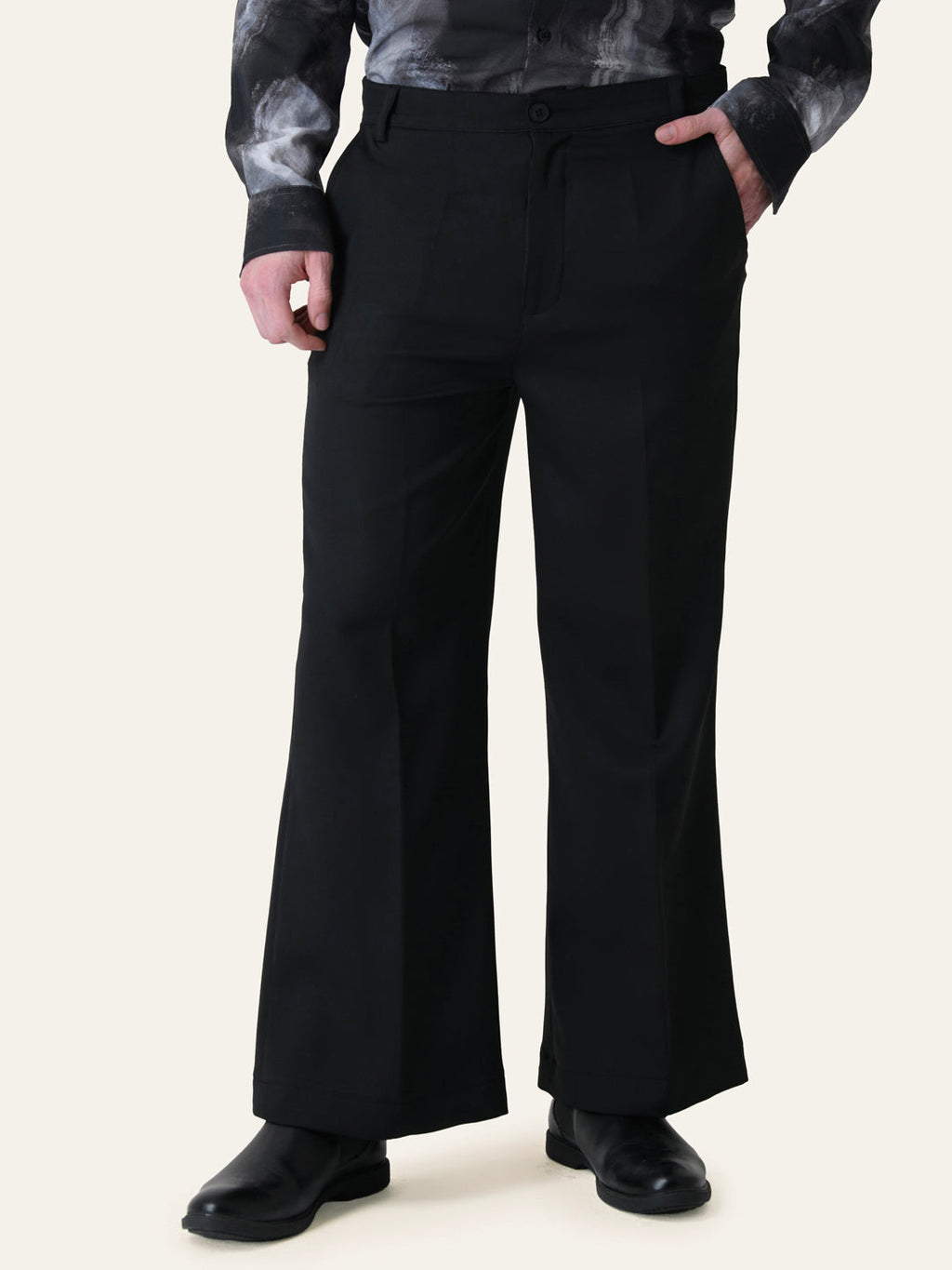 Black Solid Boot cut Pants