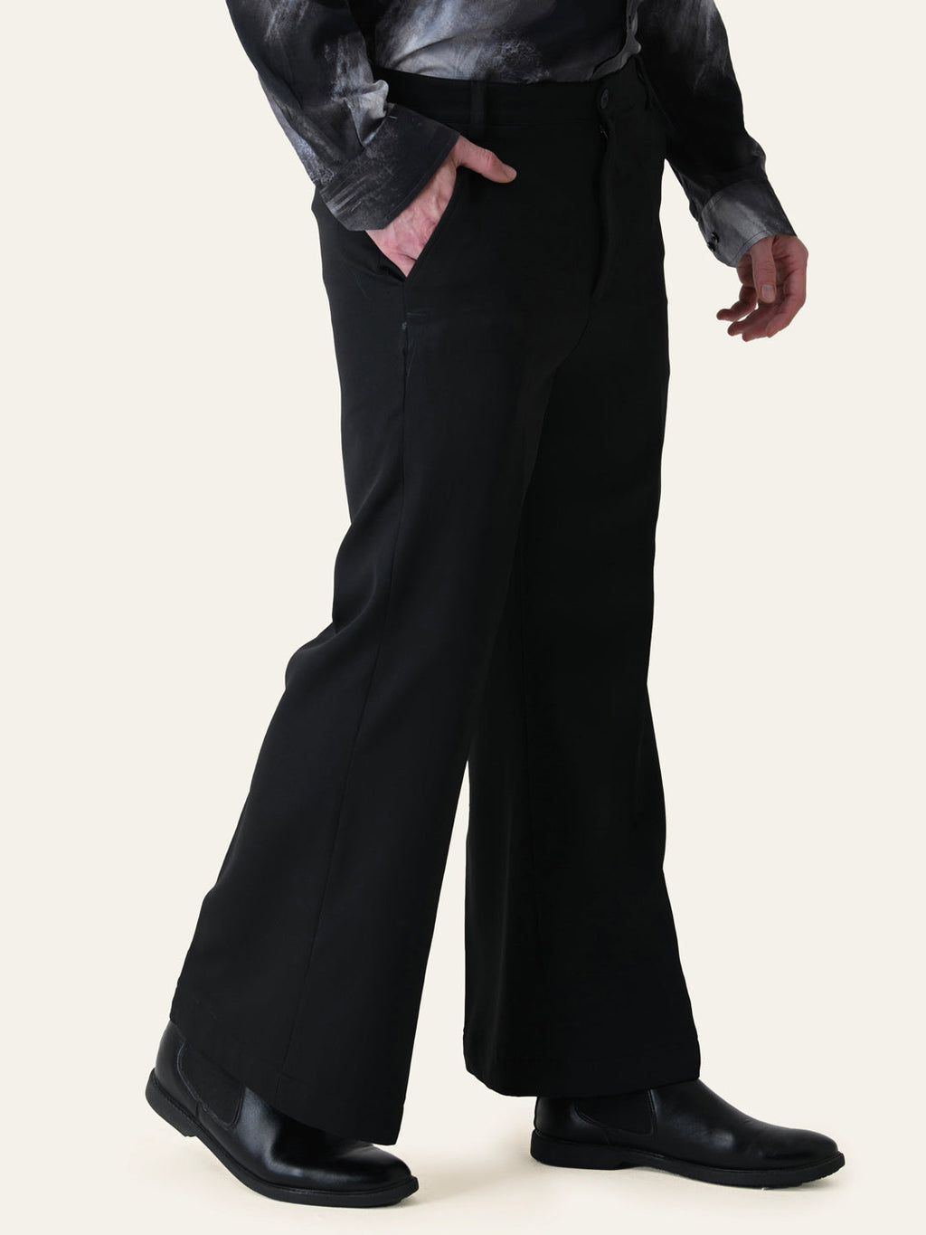 Black Solid Boot cut Pants